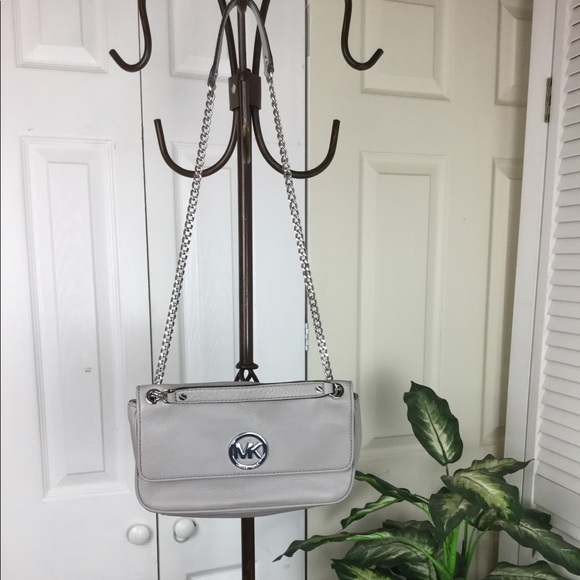 MICHAEL KORS FULTON GREY LEATHER SHOULDER BAG - Picture 3 of 6